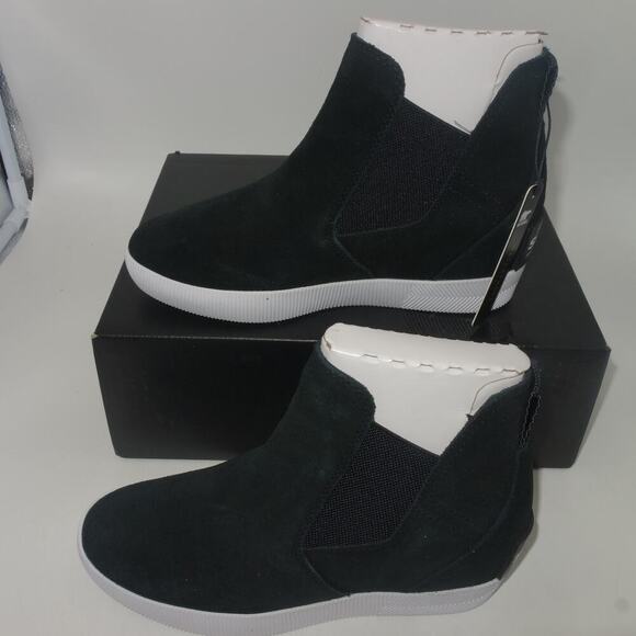 NEW Sorel Out N About Slip-On Wedge Bootie Black White Women's 8.5 No Box - Picture 2 of 6